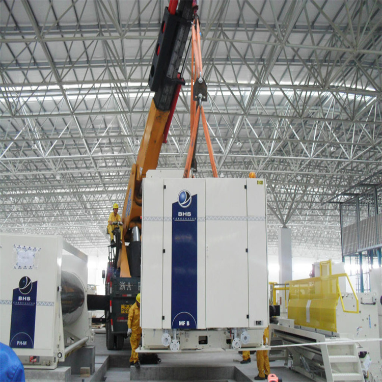 港口镇起重吊装小型吊车的日常检查维护