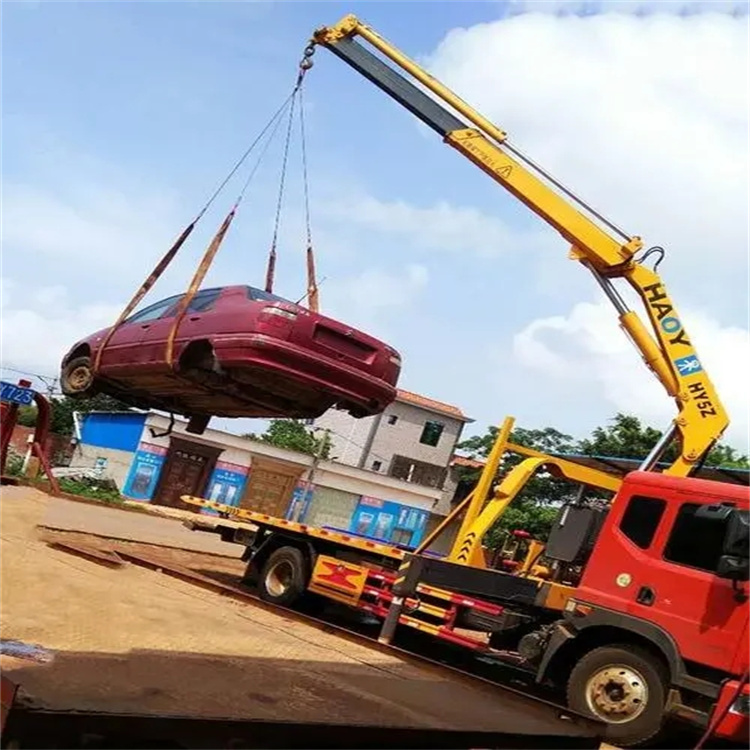 港口镇吊车救援小汽车怎么吊