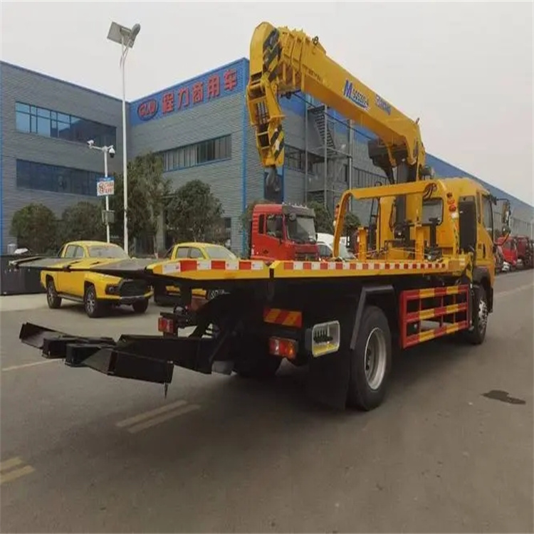 港口镇附近小随车吊出租电话，轻松解决搬运烦恼