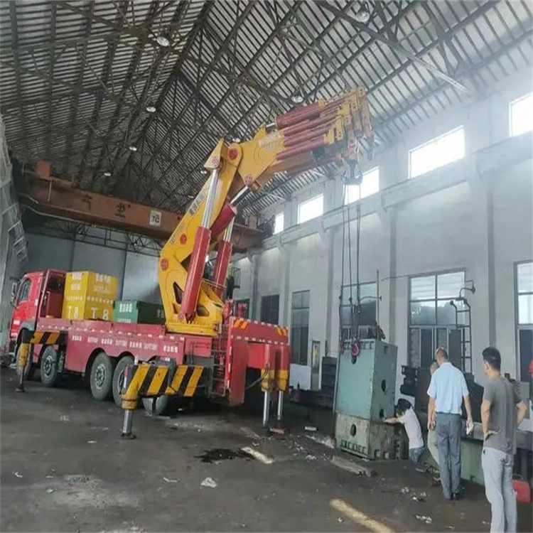 港口镇速查！附近自卸吊车租赁电话及租赁全攻略