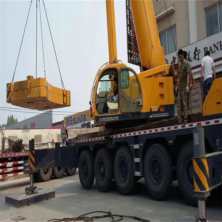 港口镇当地吊车出租|机器吊装|75吨|工厂搬迁服务